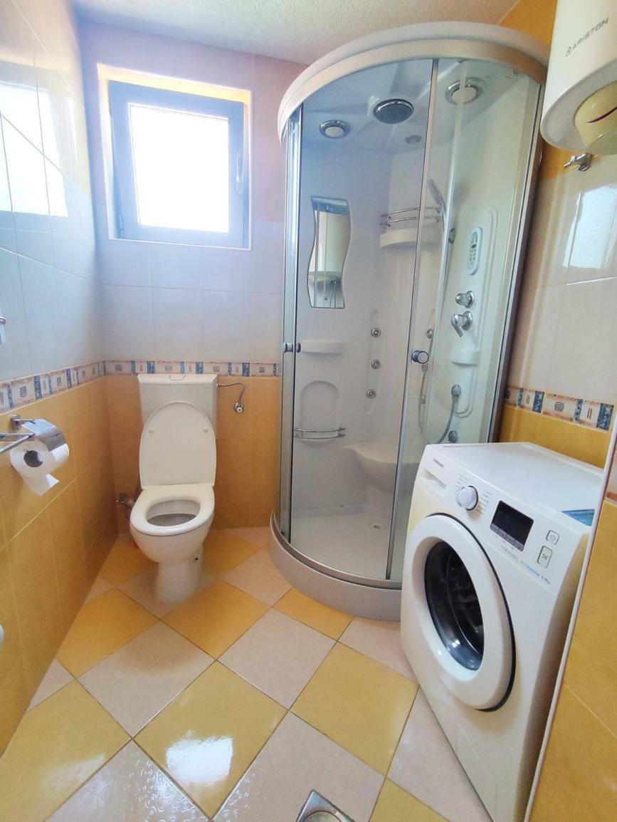 Adrialux2 Apartment